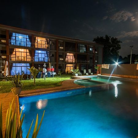 Sherbourne Hotel Kitwe Exterior foto